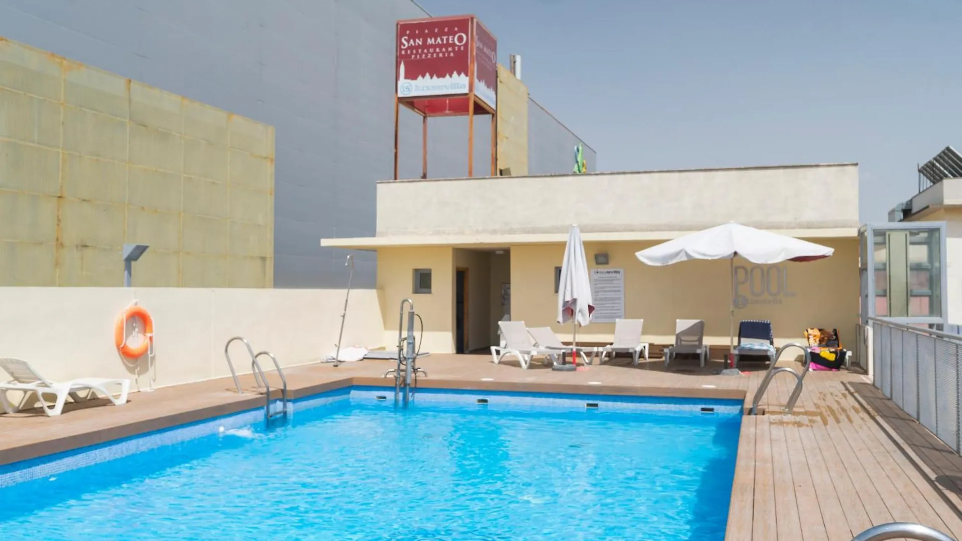 Aticos Lux Sevilla Piscina Parking Bormujos